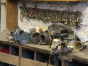 la fonderie répare également de vieilles cloches, notamment en remettant des battants